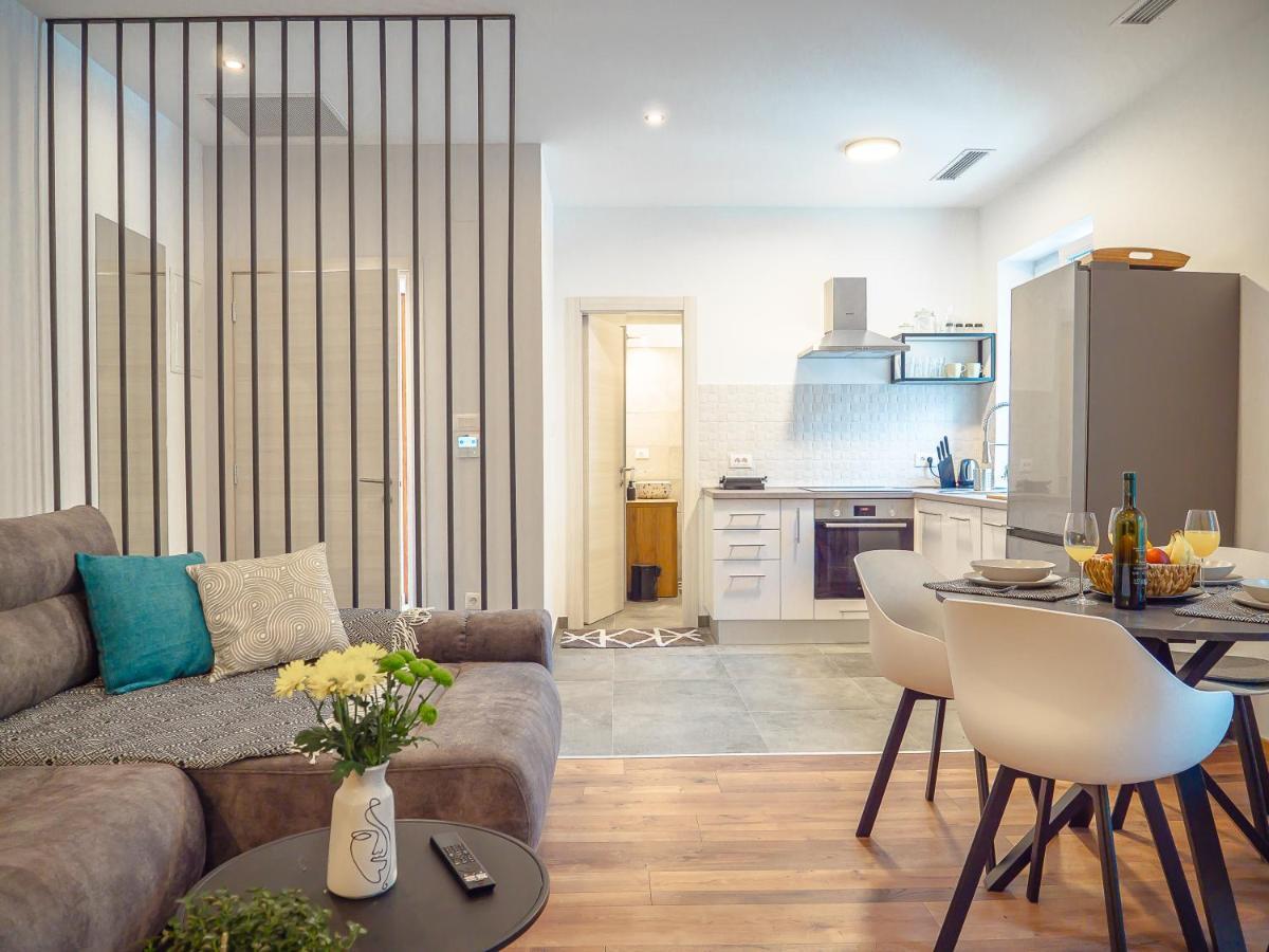 Apartmani Dora & Luka Риека Экстерьер фото