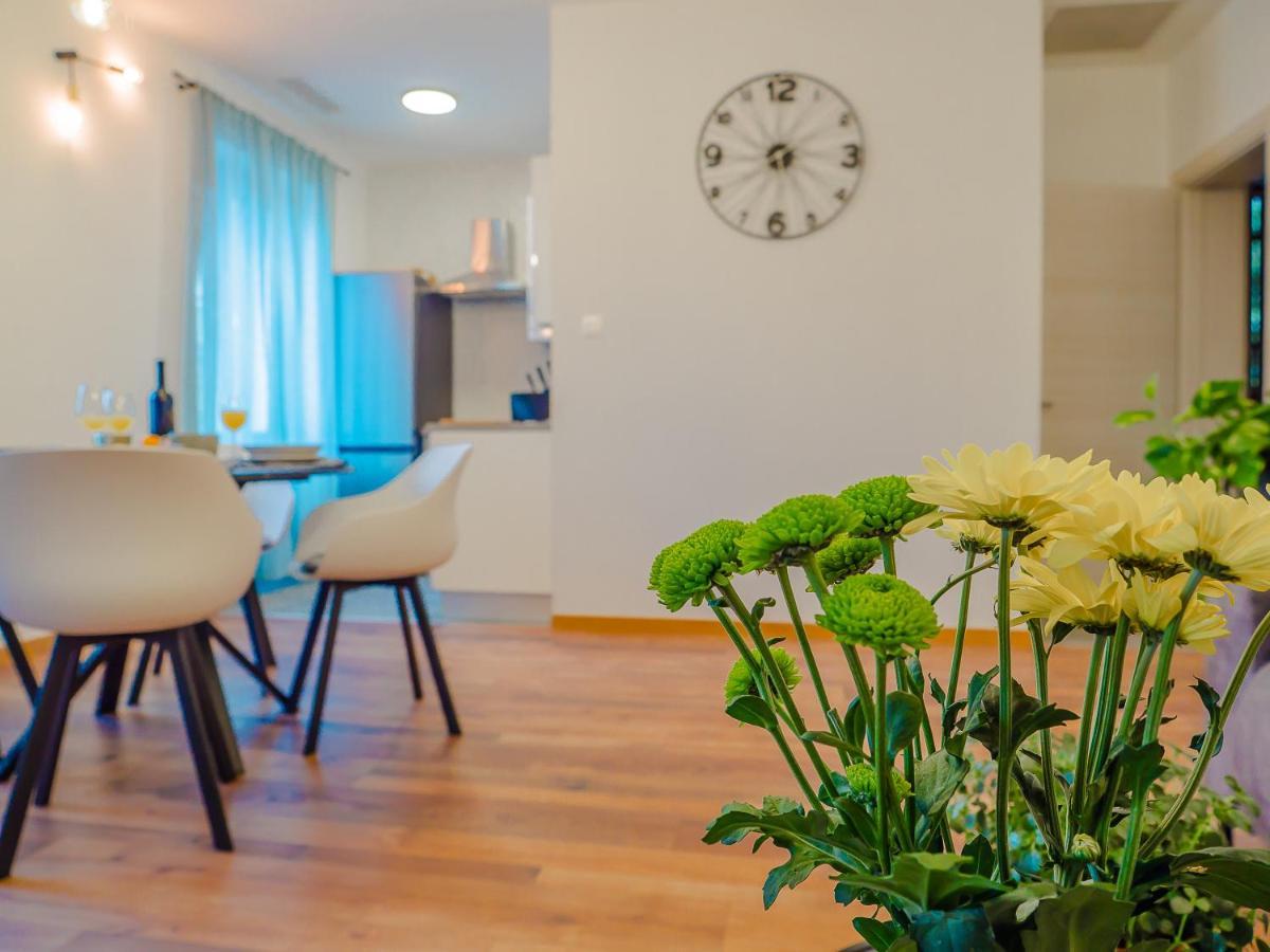 Apartmani Dora & Luka Риека Экстерьер фото