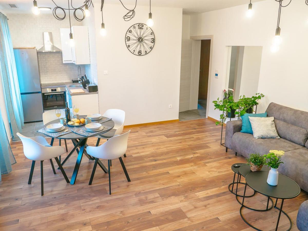Apartmani Dora & Luka Риека Экстерьер фото
