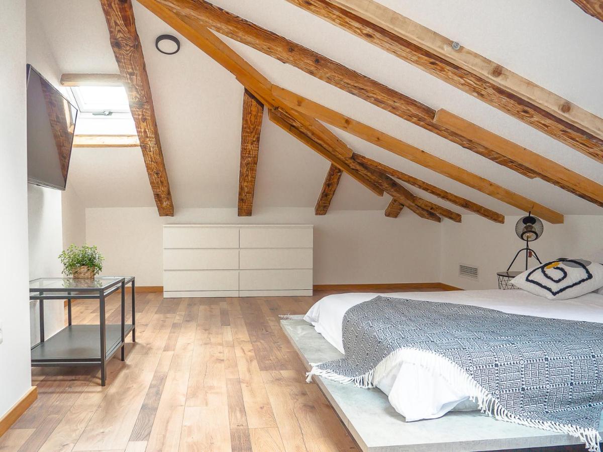 Apartmani Dora & Luka Риека Экстерьер фото