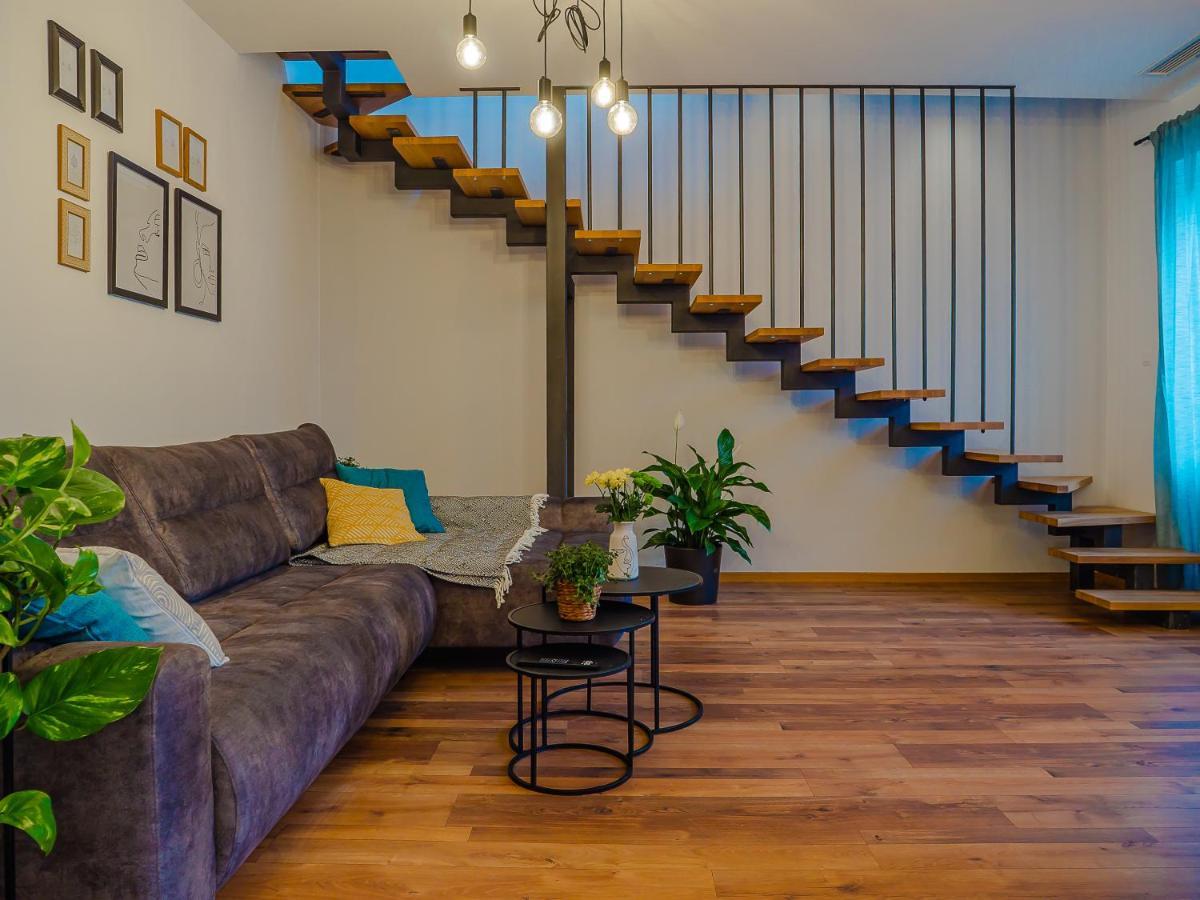 Apartmani Dora & Luka Риека Экстерьер фото